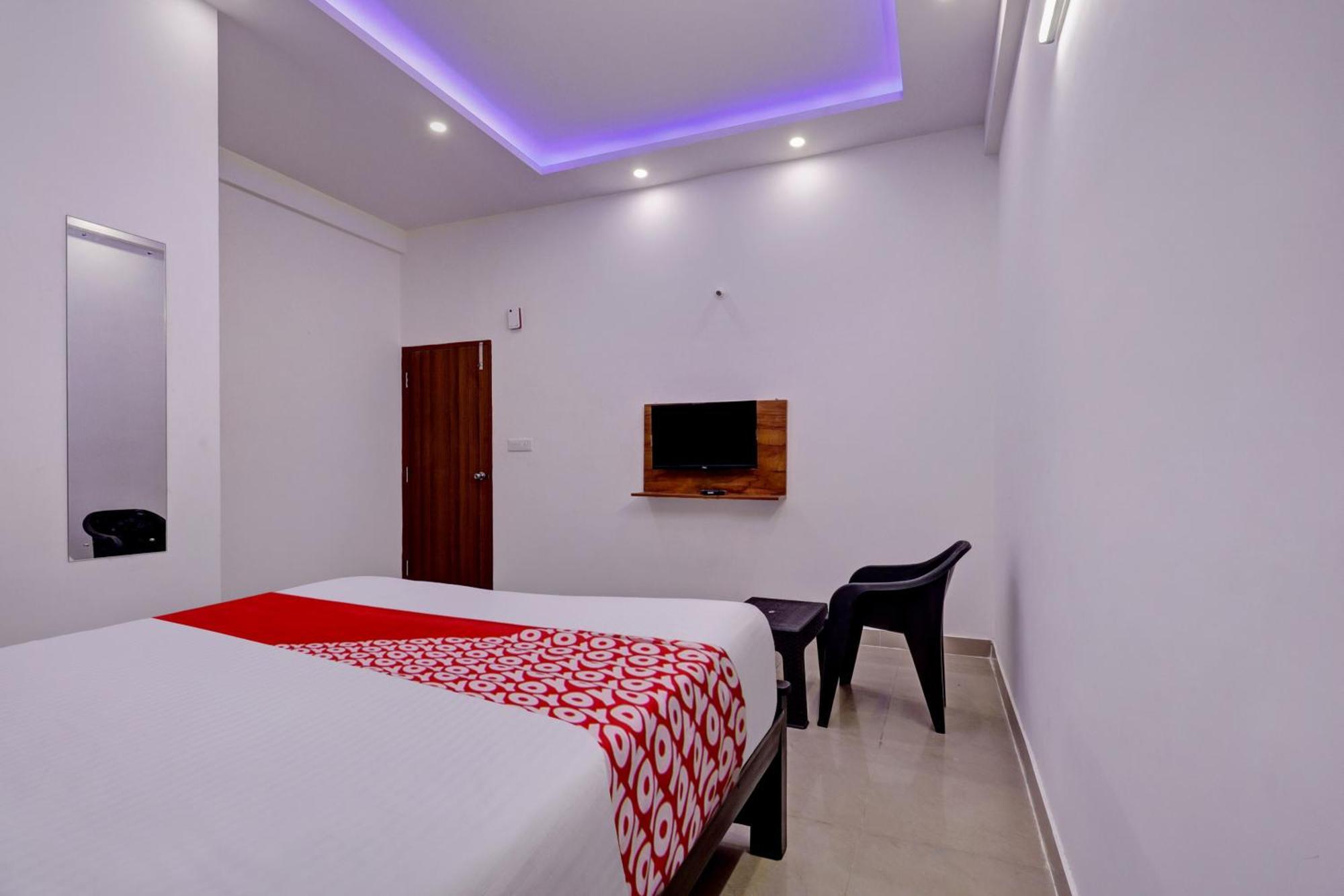 Hotel O Maruthi Paradise Bangalore Buitenkant foto